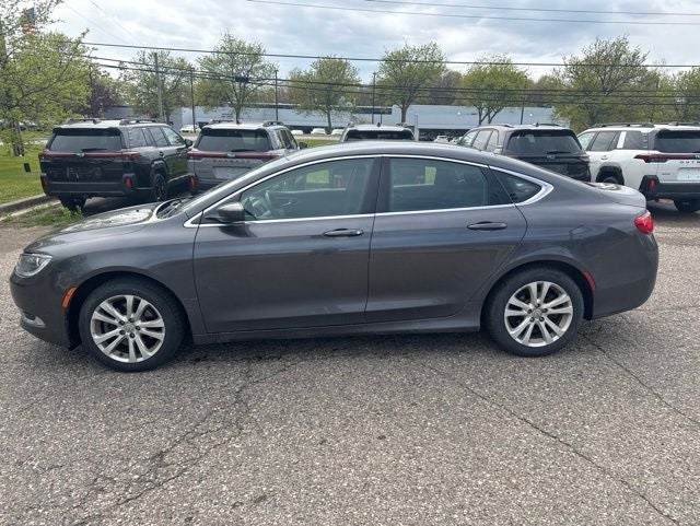 2016 Chrysler 200 Limited