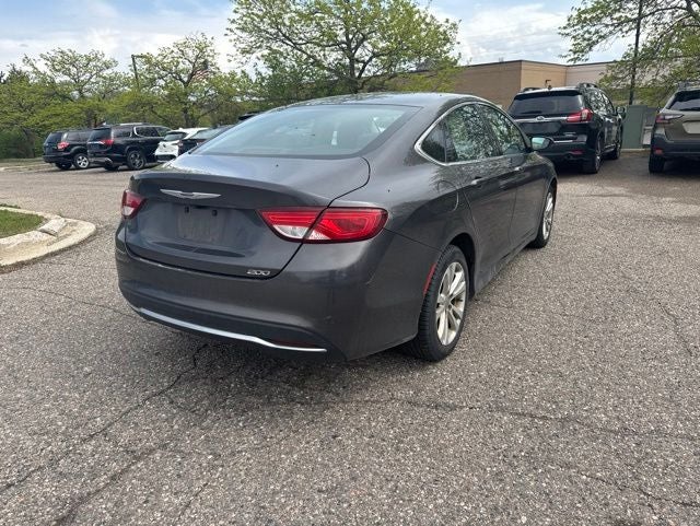 2016 Chrysler 200 Limited