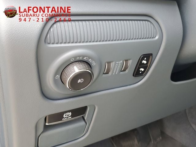 2022 Jeep Grand Wagoneer Series III