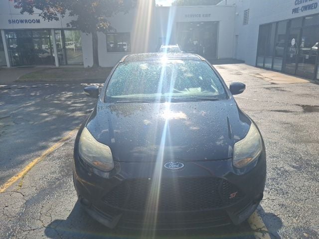 Used 2013 Ford Focus ST with VIN 1FADP3L9XDL238117 for sale in Commerce Charter Township, MI