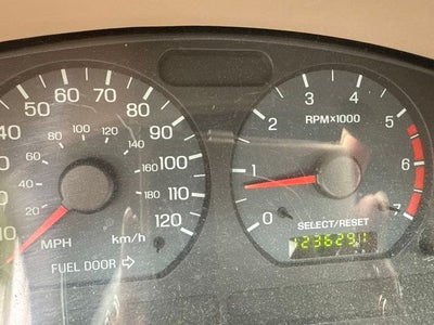 2004 Ford Mustang V6 Deluxe