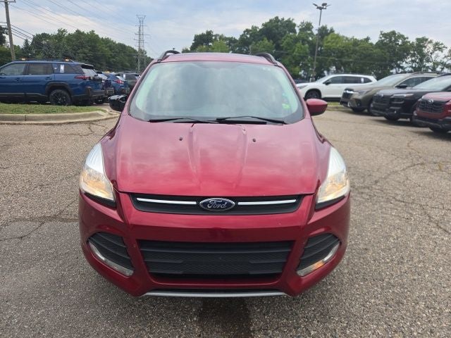 Used 2015 Ford Escape SE with VIN 1FMCU9GX9FUB04282 for sale in Commerce Charter Township, MI