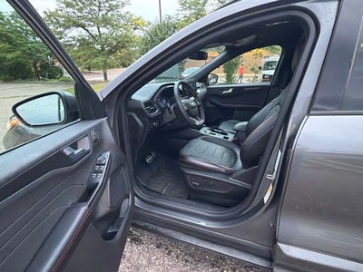 2023 Ford Escape Hybrid ST-Line Elite