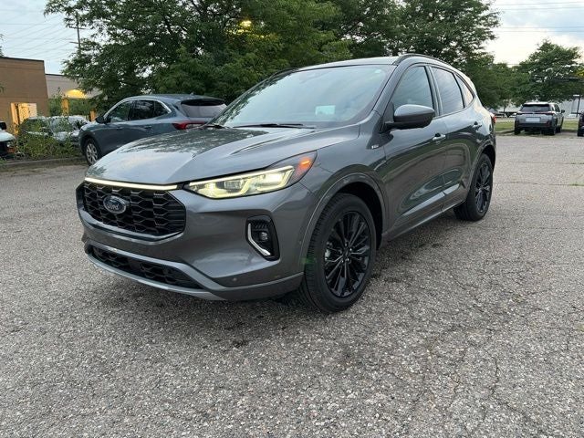 2023 Ford Escape Hybrid ST-Line Elite
