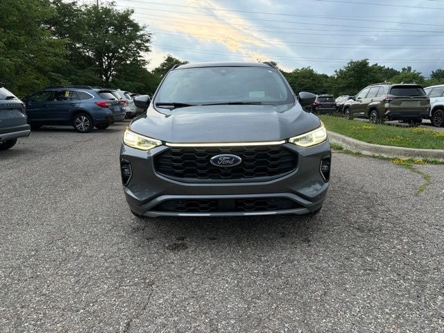 2023 Ford Escape Hybrid ST-Line Elite