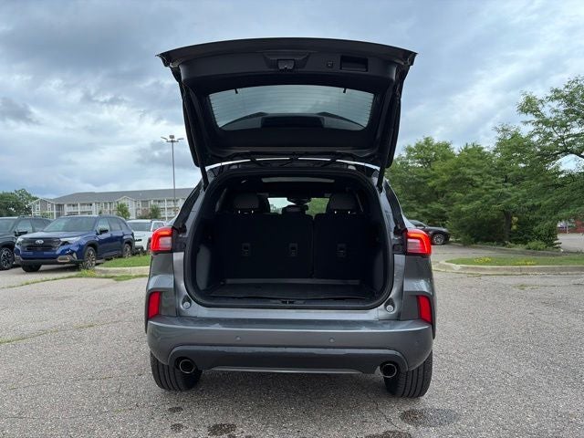 2023 Ford Escape Hybrid ST-Line Elite