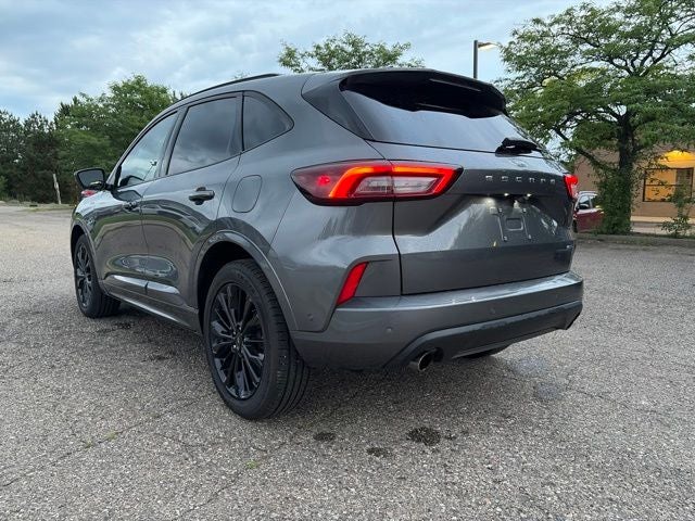 2023 Ford Escape Hybrid ST-Line Elite