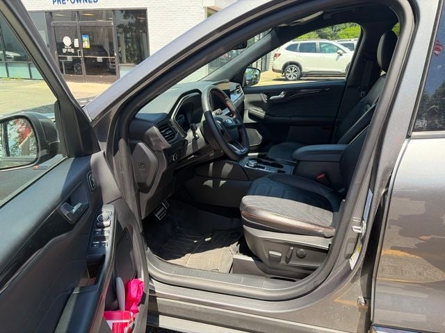 2023 Ford Escape Hybrid ST-Line Elite
