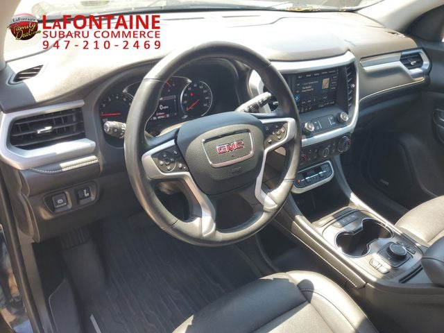 2022 GMC Acadia SLT