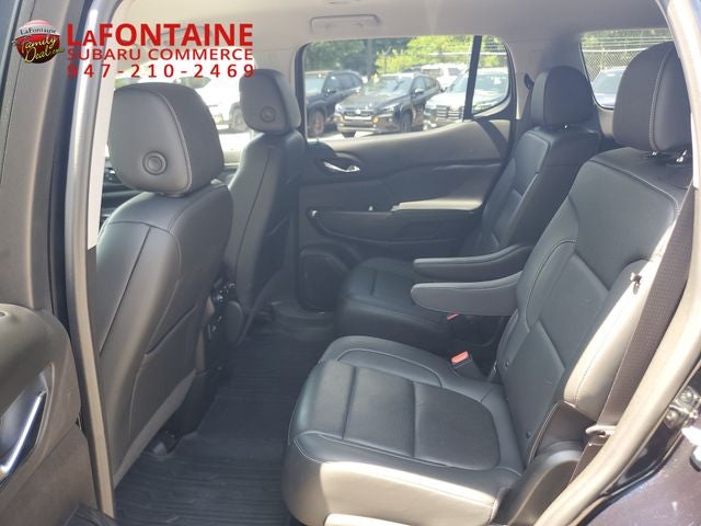 2022 GMC Acadia SLT