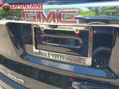 2022 GMC Acadia SLT