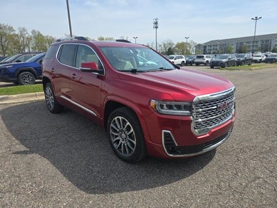 2023 GMC Acadia Denali