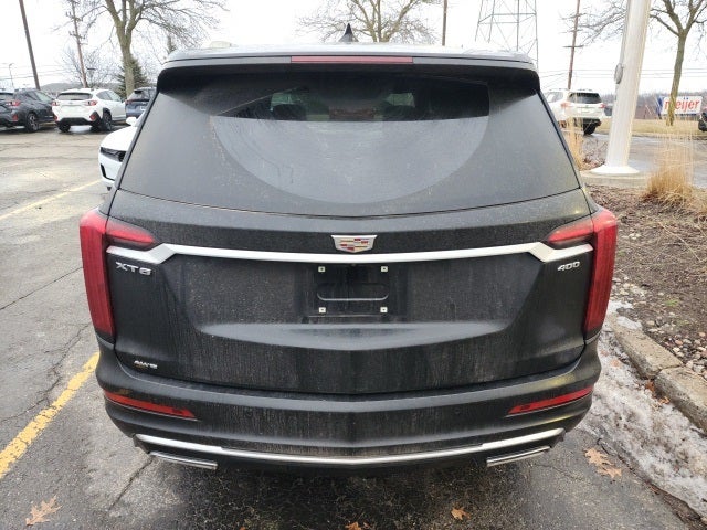 2025 Cadillac XT6 Premium Luxury