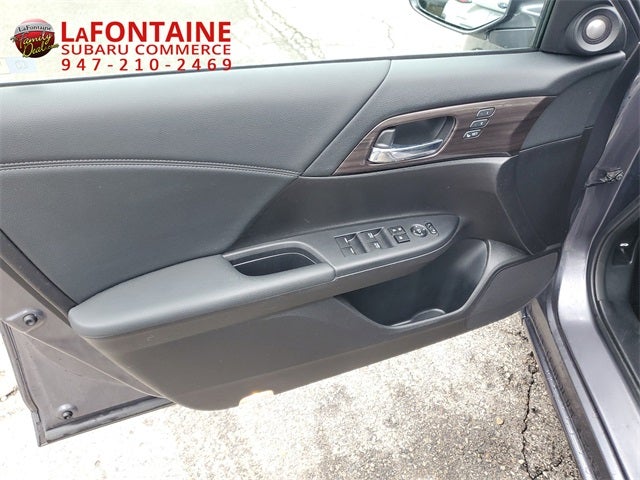 2017 Honda Accord EX-L w/Navigation and Honda Sensing