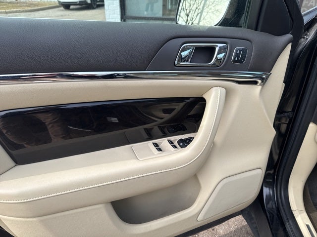 2014 Lincoln MKS Base