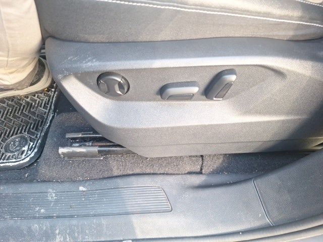 2020 Volkswagen Atlas Cross Sport 3.6L V6 SE w/Technology 4Motion