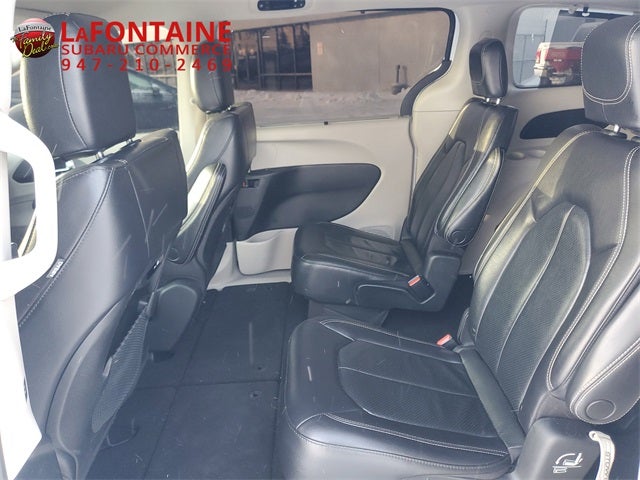 2022 Chrysler Pacifica Touring L