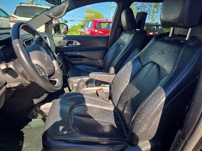 2019 Chrysler Pacifica Touring L Plus