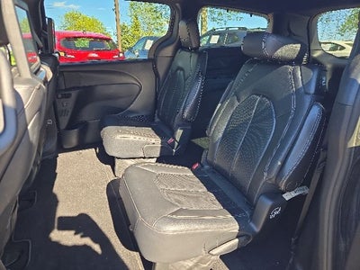 2019 Chrysler Pacifica Touring L Plus