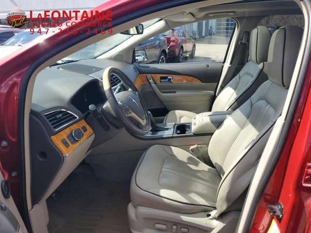 2012 Lincoln MKX Base