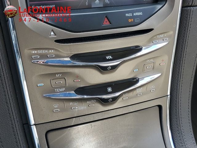 2012 Lincoln MKX Base