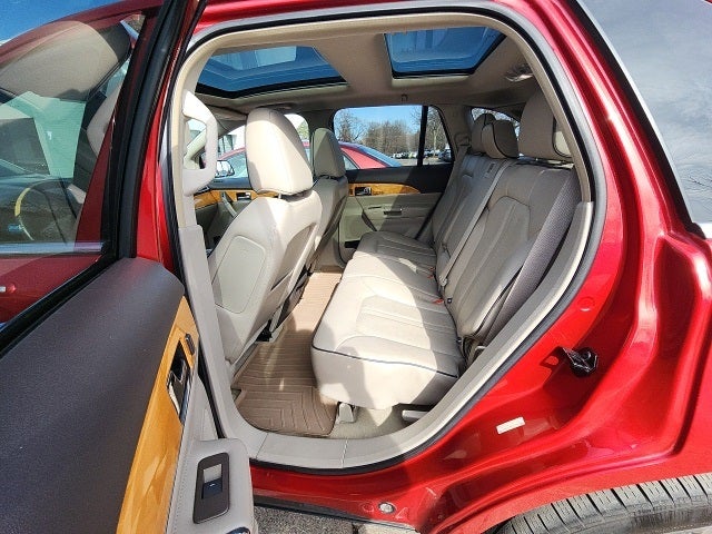 2012 Lincoln MKX Base