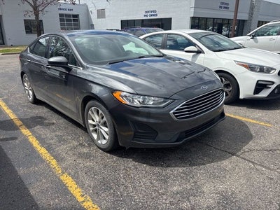 2020 Ford Fusion SE