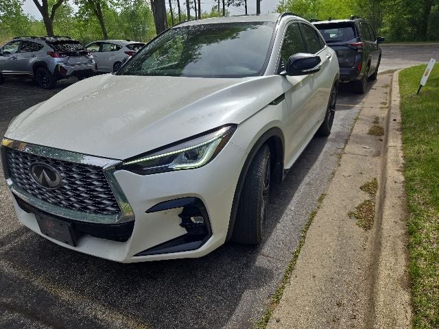 2023 INFINITI QX55 LUXE