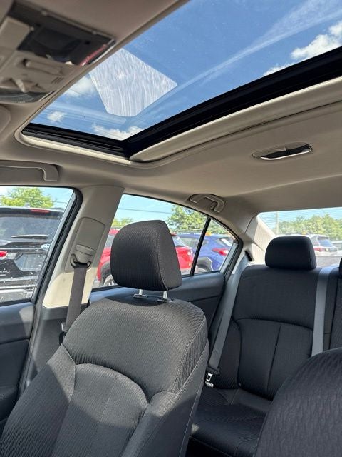 2011 Subaru Legacy 2.5i Premium