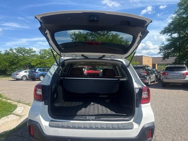 2019 Subaru Outback 2.5i Touring