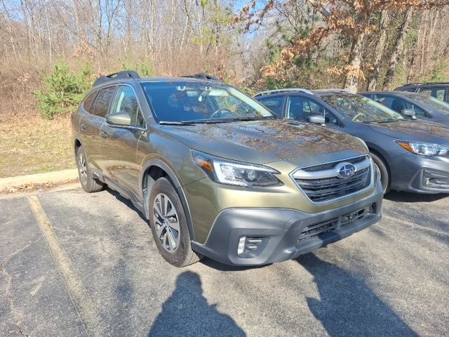 Used 2020 Subaru Outback Premium with VIN 4S4BTACC2L3104385 for sale in Commerce Charter Township, MI