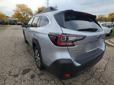 2025 Subaru Outback Premium