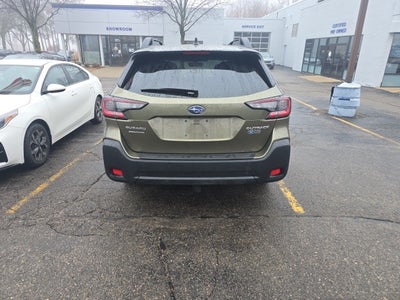 2025 Subaru Outback Premium