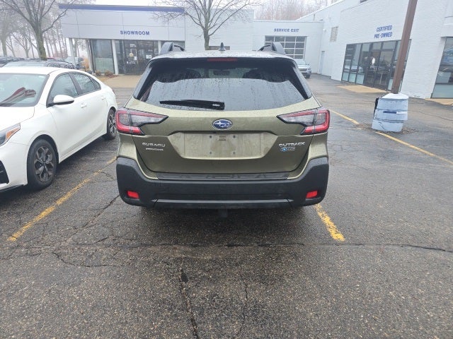 2025 Subaru Outback Premium