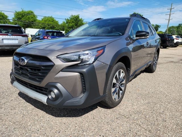 2024 Subaru Outback Limited's photo