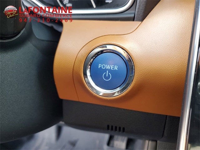 2022 Toyota Avalon Hybrid Limited