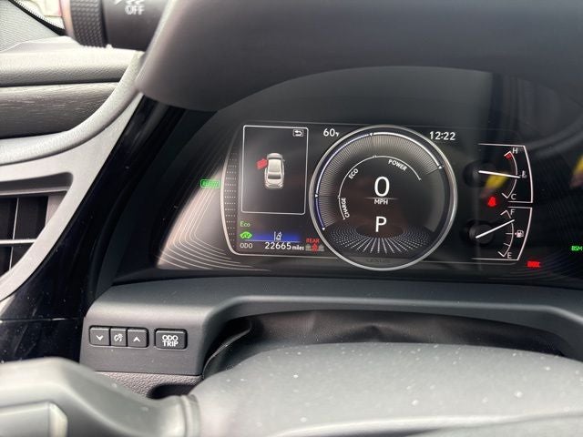 2023 Lexus ES 300h Ultra Luxury