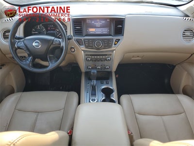 2017 Nissan Pathfinder SL