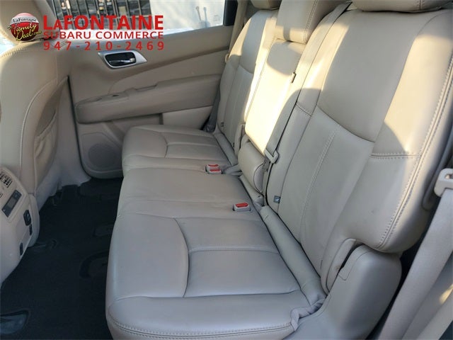 2017 Nissan Pathfinder SL