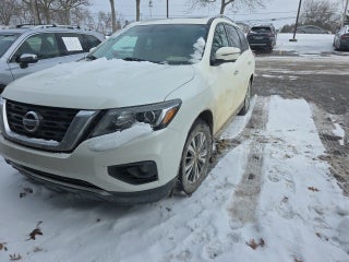 2017 Nissan Pathfinder SL