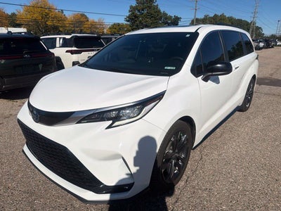 2023 Toyota Sienna XSE 7 Passenger