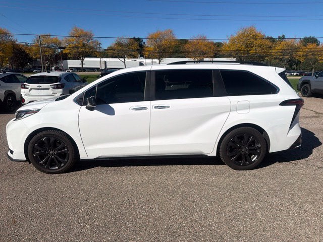 2023 Toyota Sienna XSE 7 Passenger