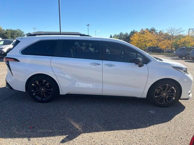 2023 Toyota Sienna XSE 7 Passenger