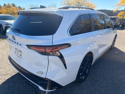 2023 Toyota Sienna XSE 7 Passenger