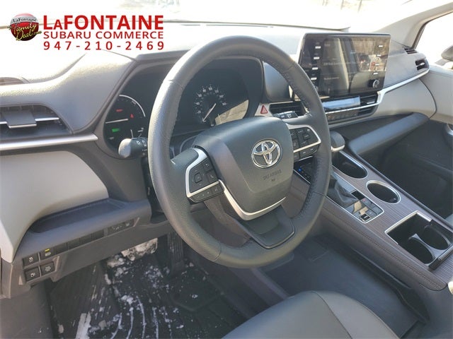 2023 Toyota Sienna XLE 7 Passenger