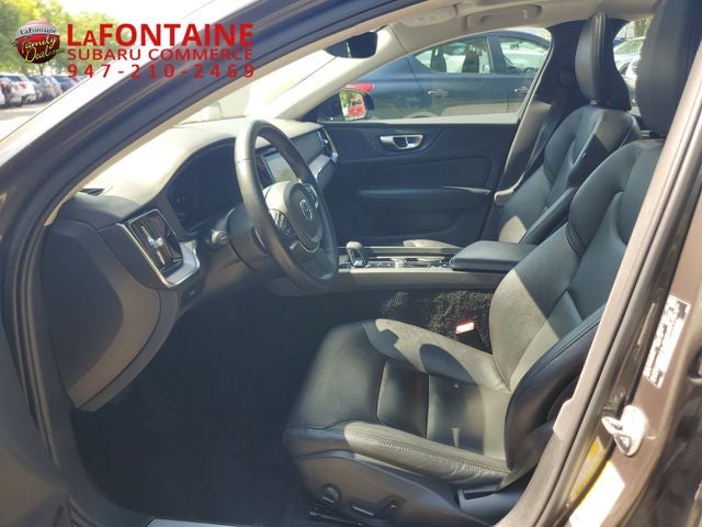 2024 Volvo S60 B5 Core Dark Theme
