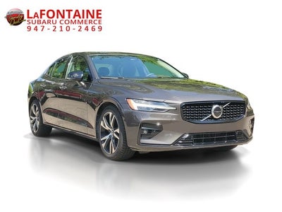 2024 Volvo S60 B5 Core Dark Theme