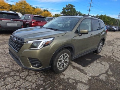 2024 Subaru Forester Premium