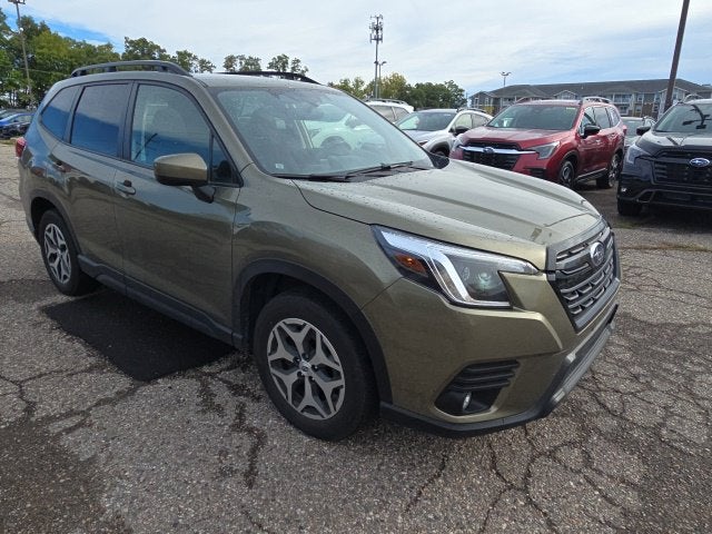 2024 Subaru Forester Premium