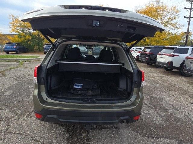 2024 Subaru Forester Premium